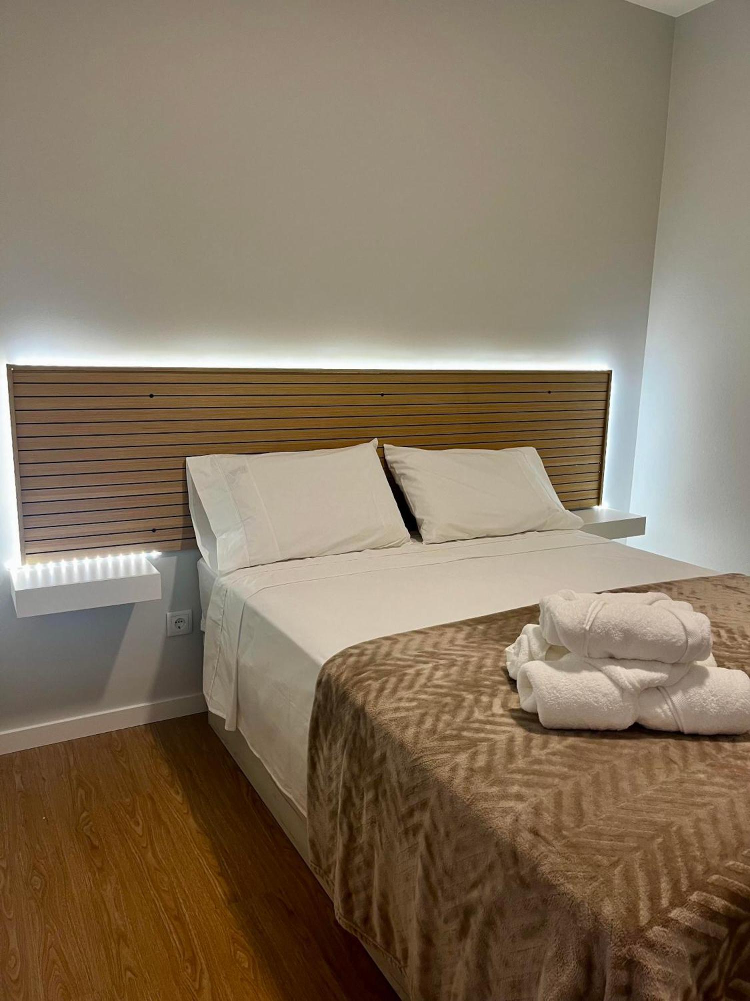 Appartamento Anastacio Tiny House Porto Moniz Esterno foto